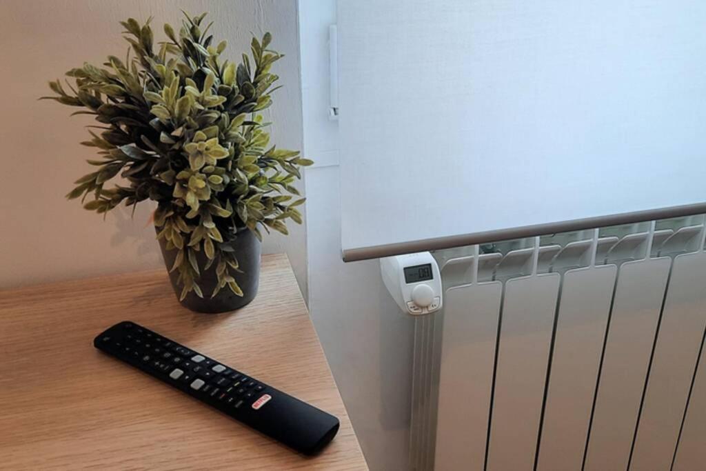 אוביידו Apartamentos Milan 2 מראה חיצוני תמונה