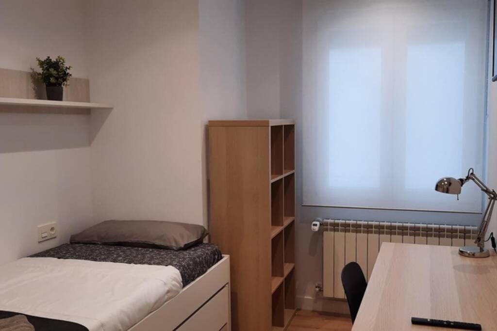 אוביידו Apartamentos Milan 2 מראה חיצוני תמונה