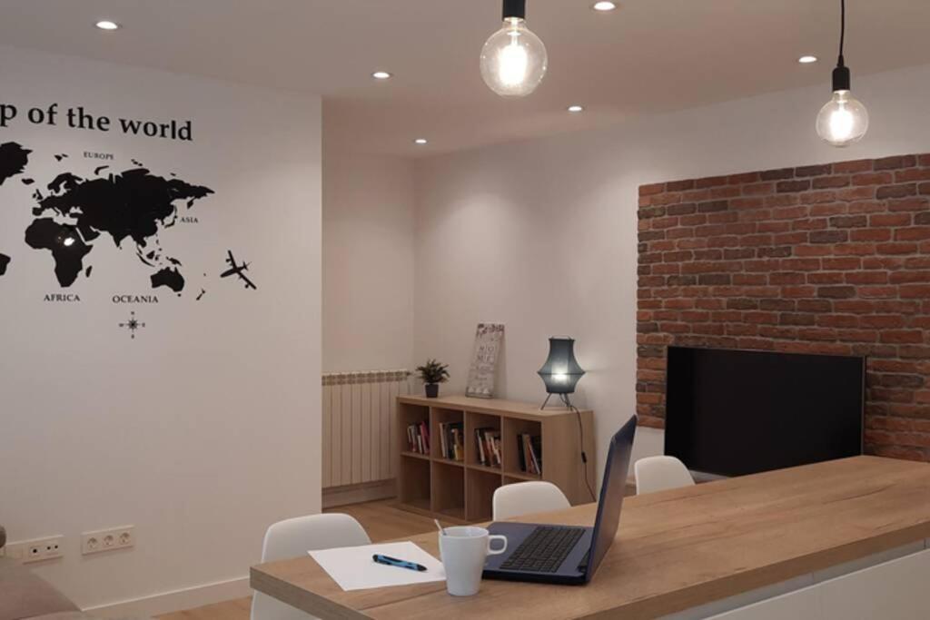 אוביידו Apartamentos Milan 2 מראה חיצוני תמונה