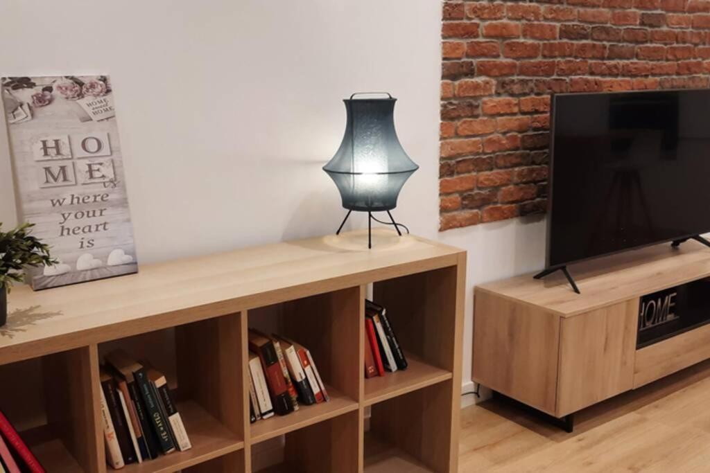 אוביידו Apartamentos Milan 2 מראה חיצוני תמונה