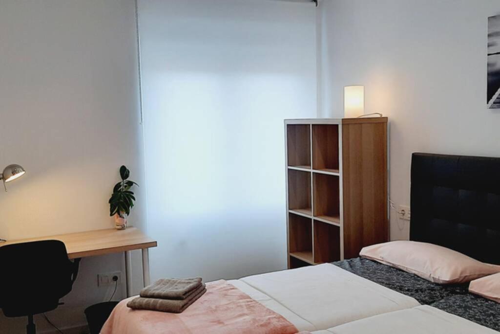 אוביידו Apartamentos Milan 2 מראה חיצוני תמונה